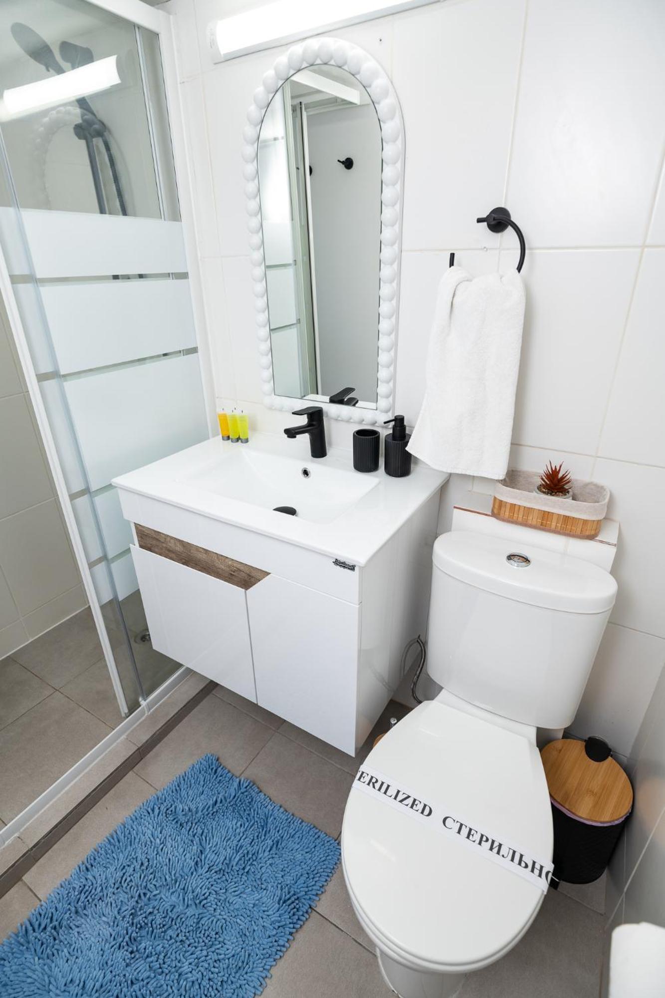 Lazuli Beach & Pool Apartment 501 Ларнака Экстерьер фото