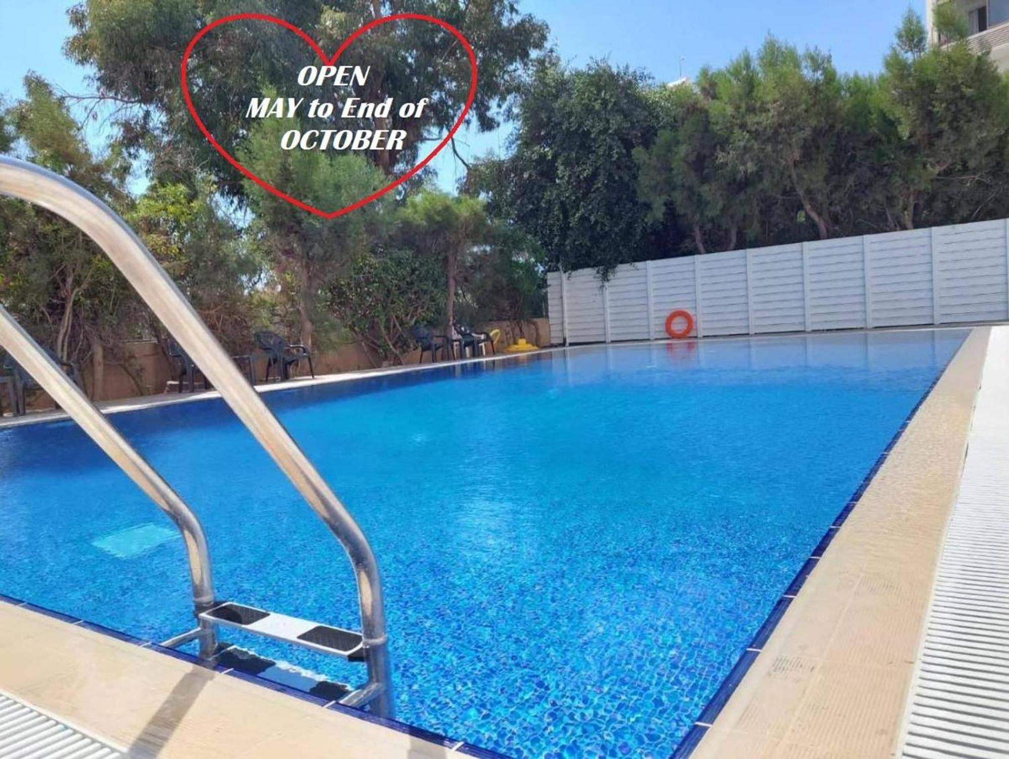 Lazuli Beach & Pool Apartment 501 Ларнака Экстерьер фото